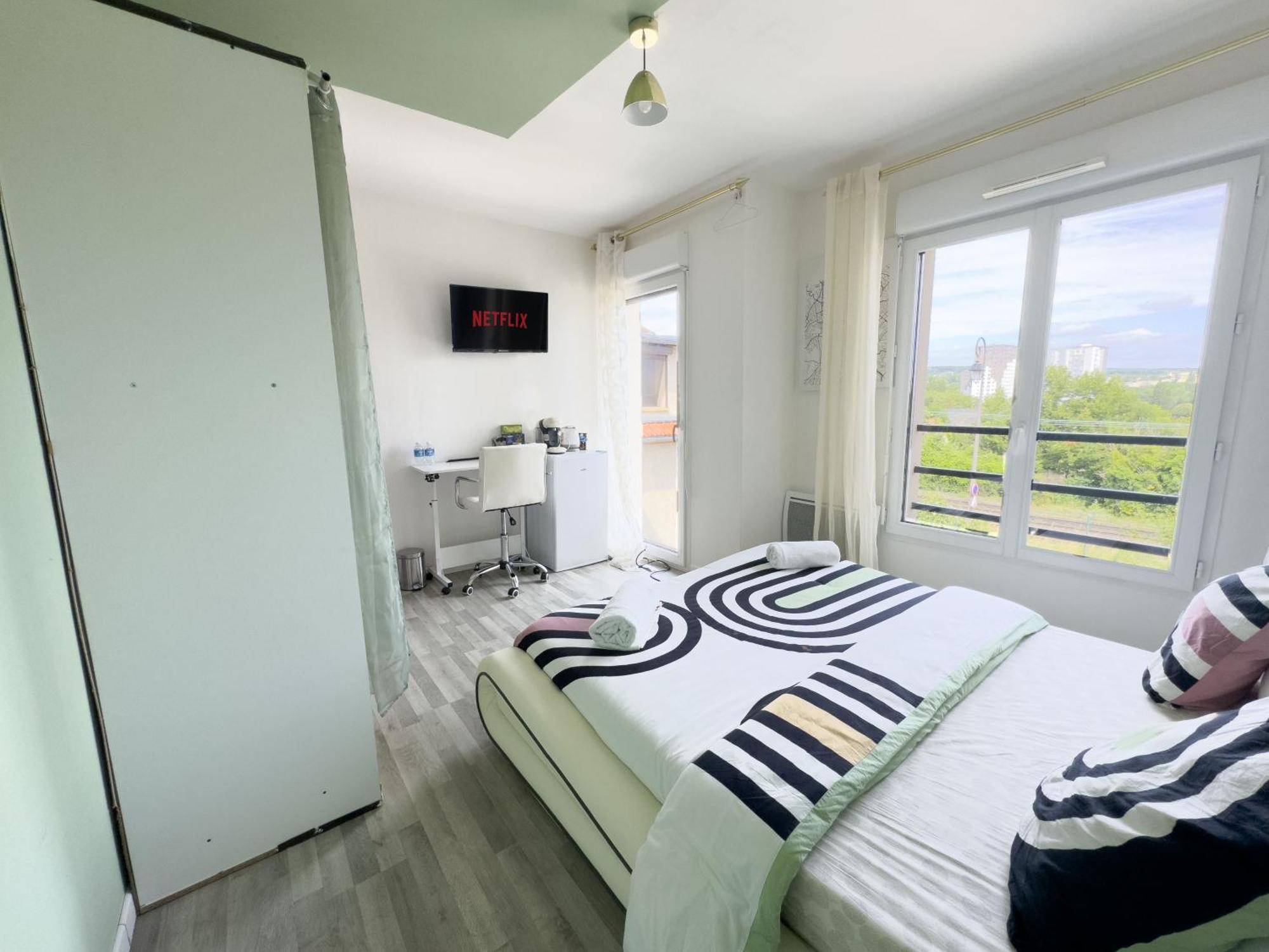 Chambre A Antony Proche De Paris Et A 10 Minutes Aeroport Orly Buitenkant foto
